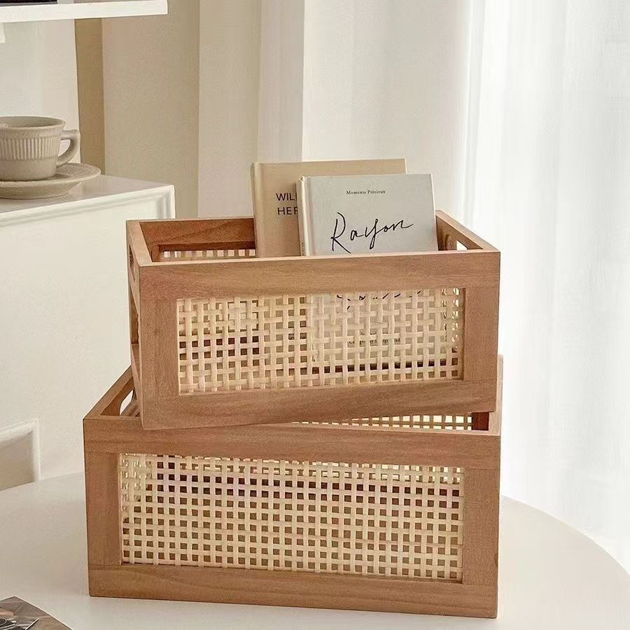 High-quality storage basket with rattan details Kalsten