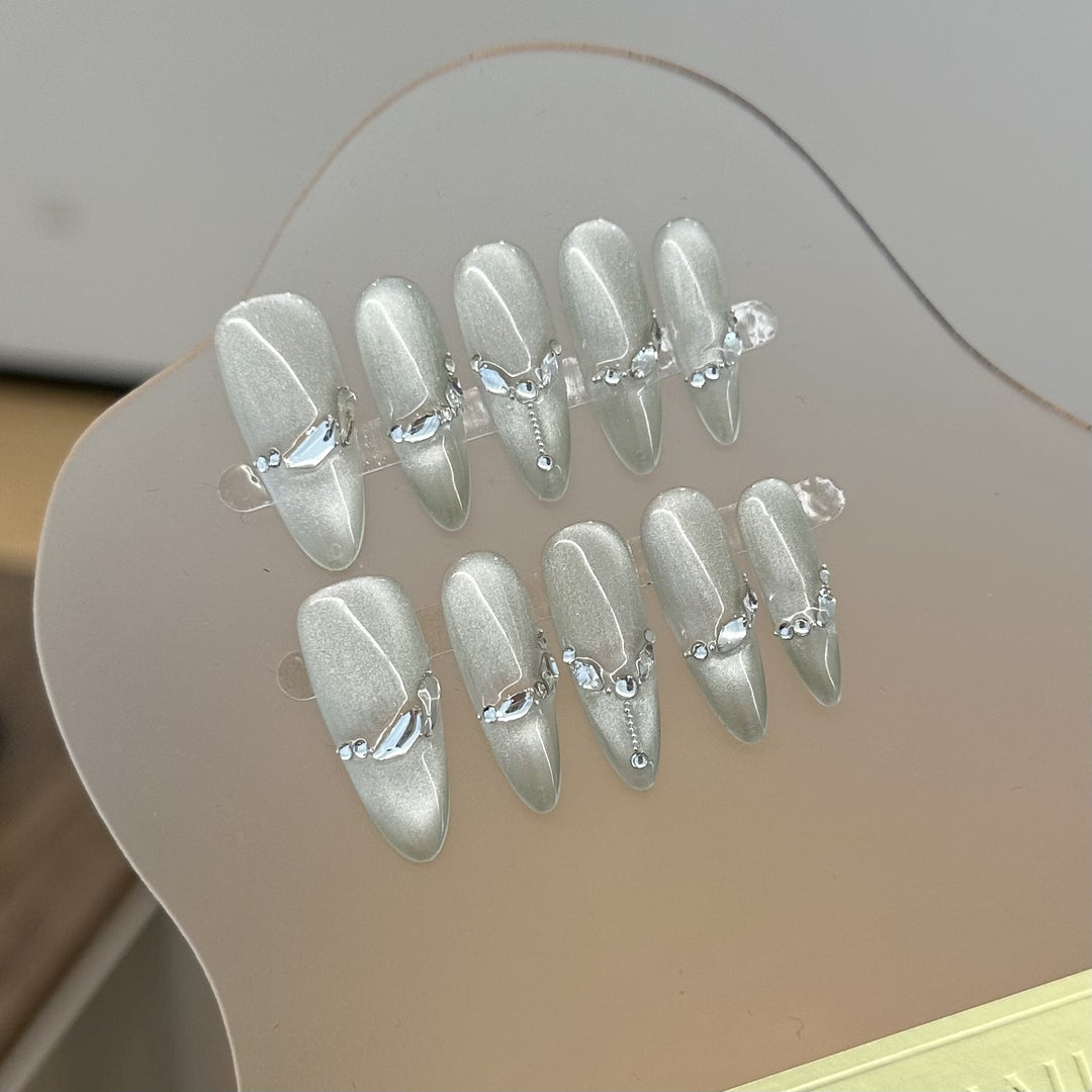 Decorative Crystal-Embellished Press-On Nails