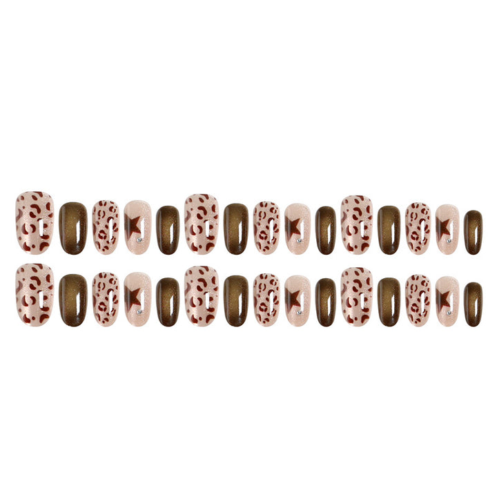 Glamorous artificial nails Kalsten