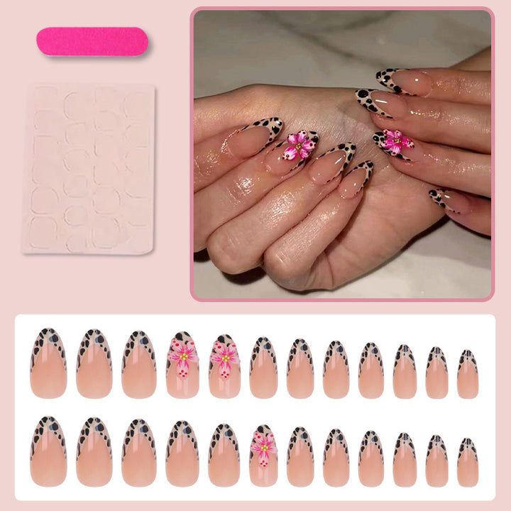 Nail art set with trendy floral designs and elegant dots Kalsten