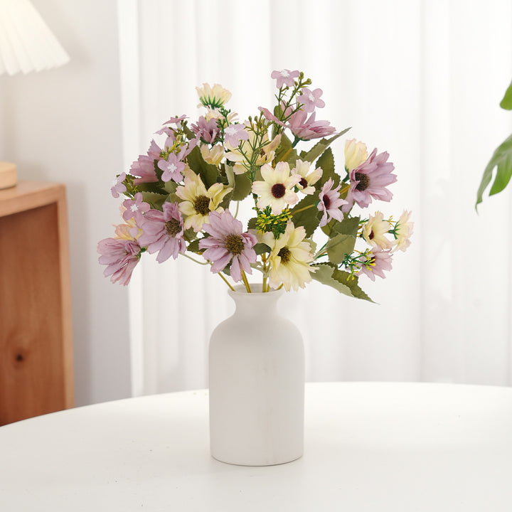Lifelike Daisy Flower Bouquet