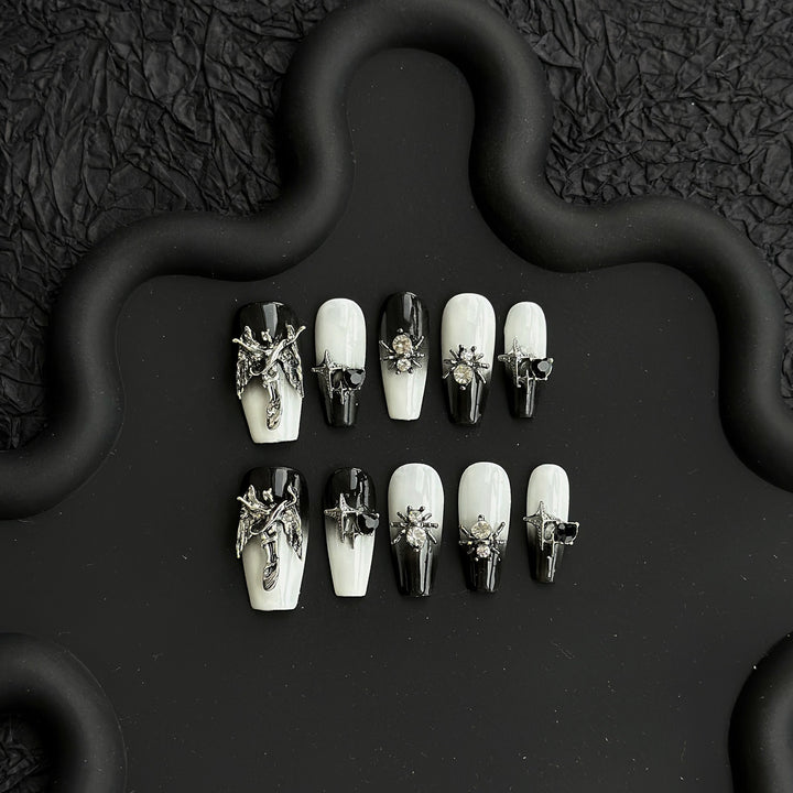 Artistic Press-On Nail Art Set with Gothic Charm