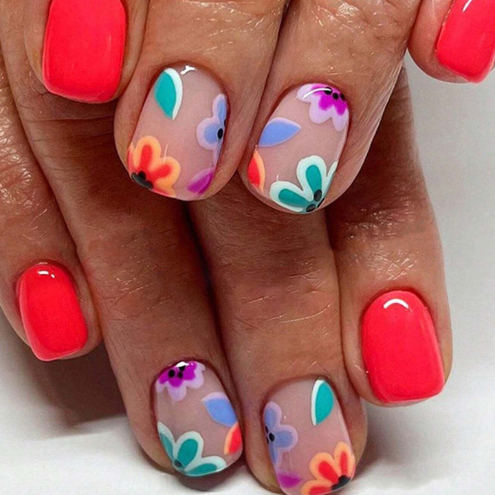 Halloween Nail Art Set with Creative Designs and Sparkling Details Kalsten