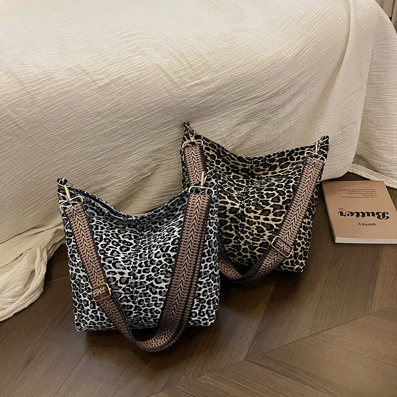 Chic Animal Print Hobo Bag