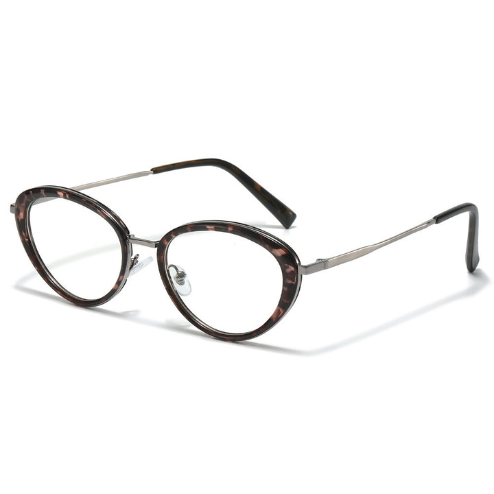 Retro-Inspired Cat-Eye Sunglasses with Tortoise Shell Accents Kalsten