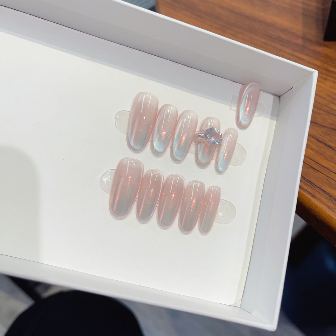 Elegantly Designed Press-On Nail Set Kalsten