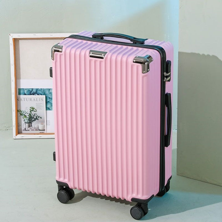 Hard shell suitcase with 360-degree wheel system and integrated safety feature Kalsten