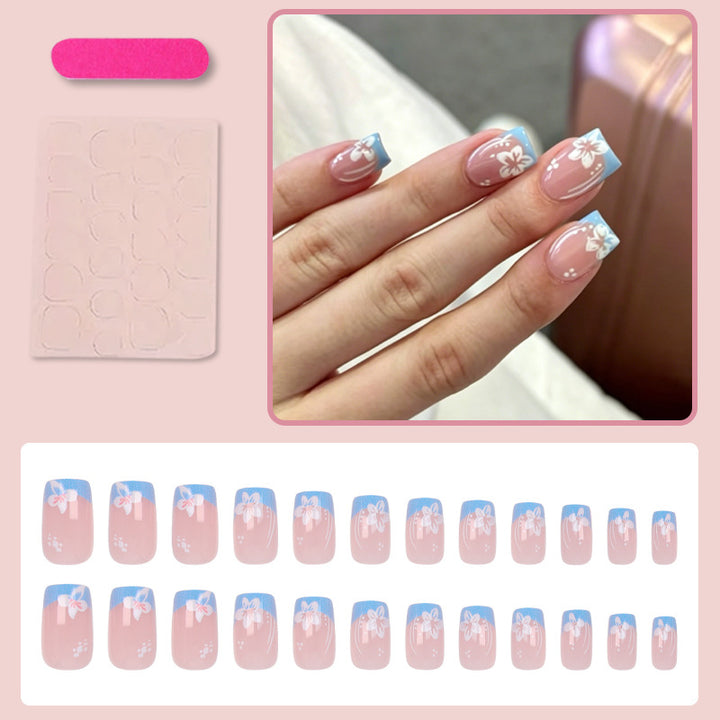 Artificial nail set with delicate flower designs Kalsten