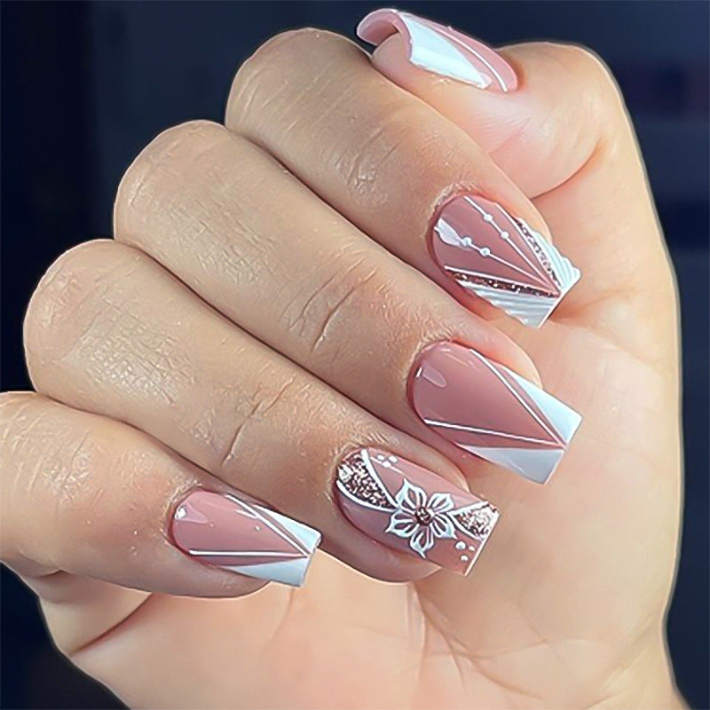 Artistic nail art with floral design Kalsten