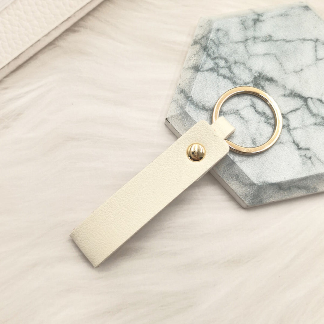 Unisex keychain made of high-quality artificial leather with stylish design Kalsten