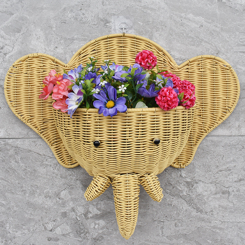 Decorative Elephant-Shaped Wall Basket Kalsten