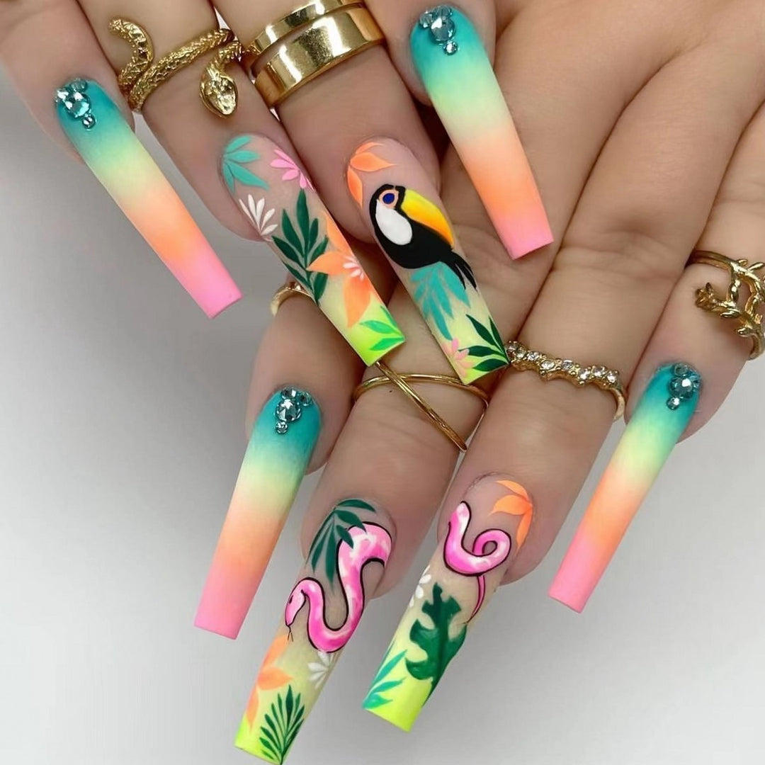 Artificial nail tips in tropical design Kalsten