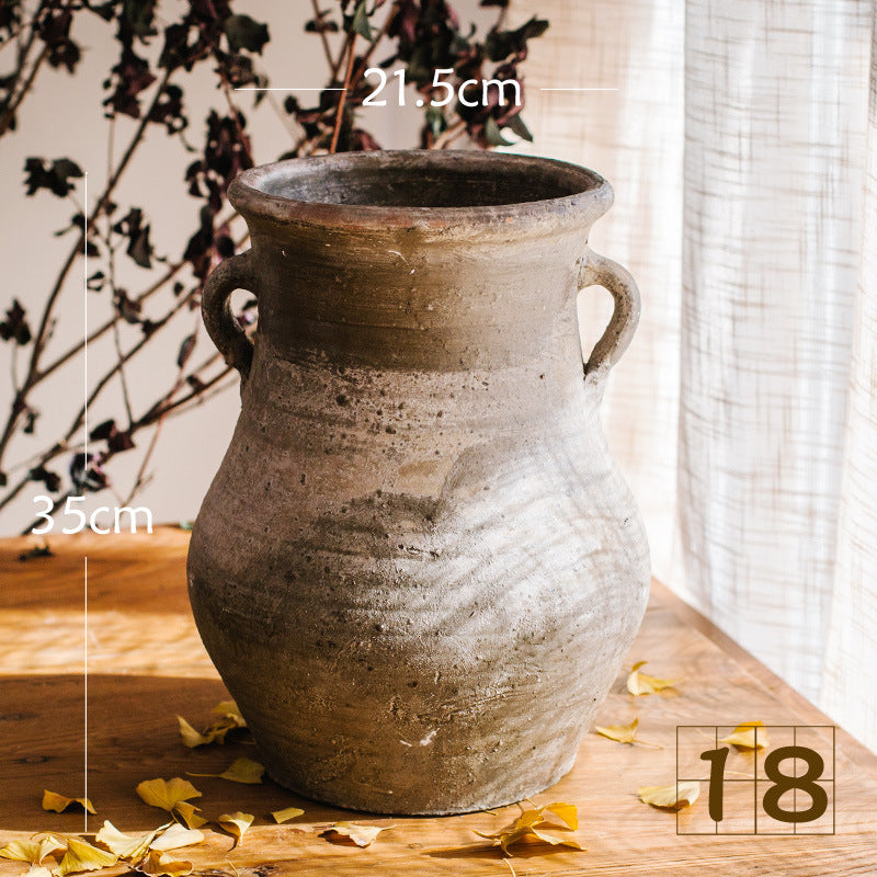 Rustic ceramic pot with handmade design Kalsten