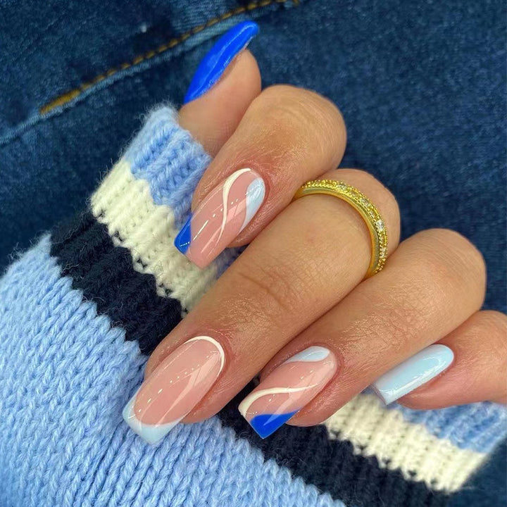 Artful nail extensions with an elegant leaf pattern Kalsten