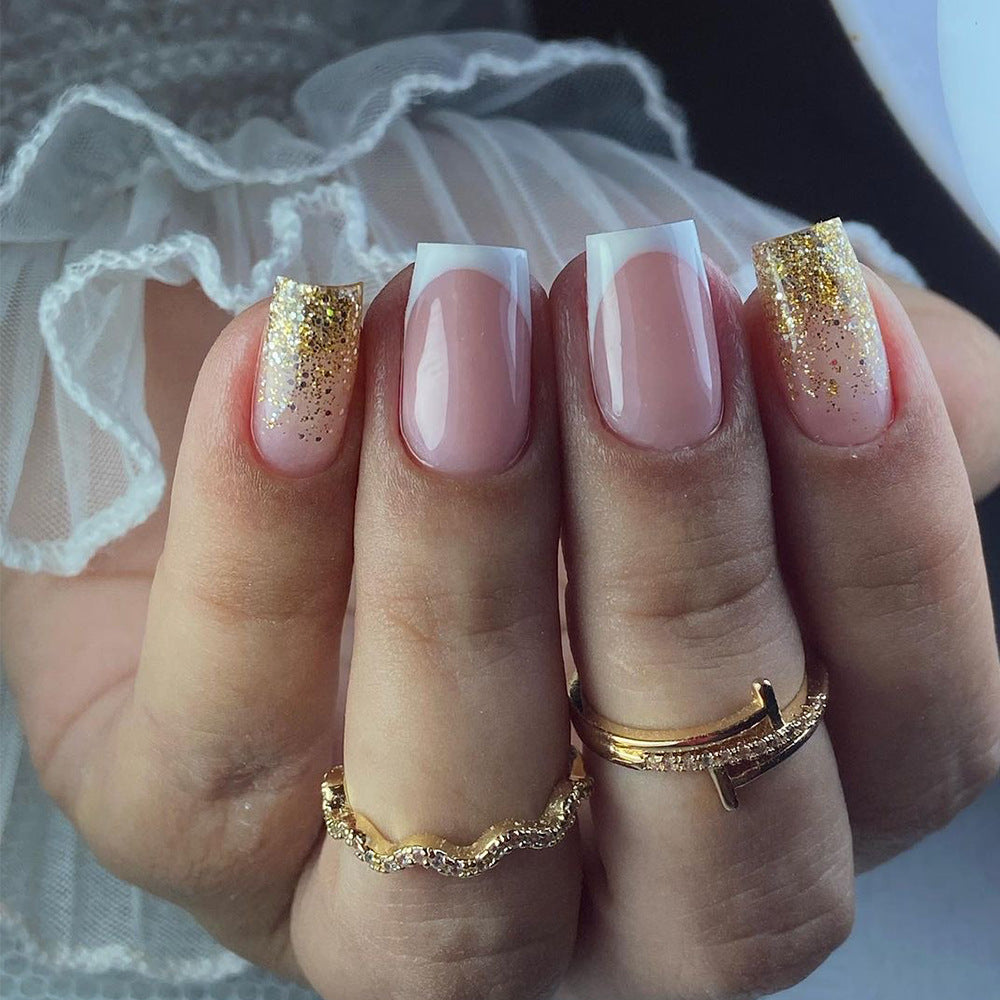 Glamorous nail extensions with sparkling accent Kalsten