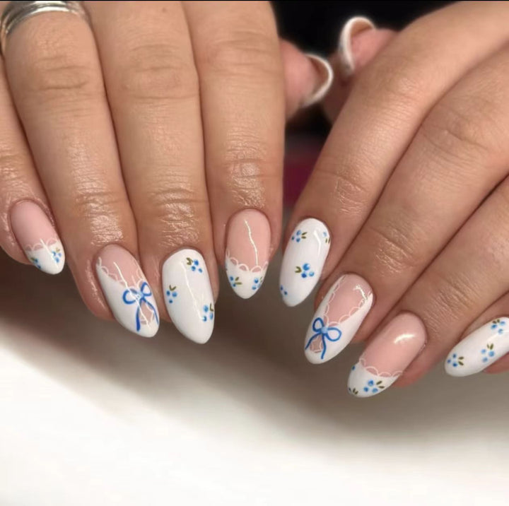 Artificial nails with charming flower and bow decor Kalsten