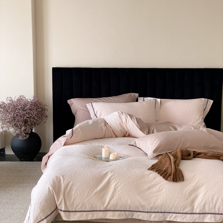 Premium bedding set made of breathable cotton blend with contrasting piping