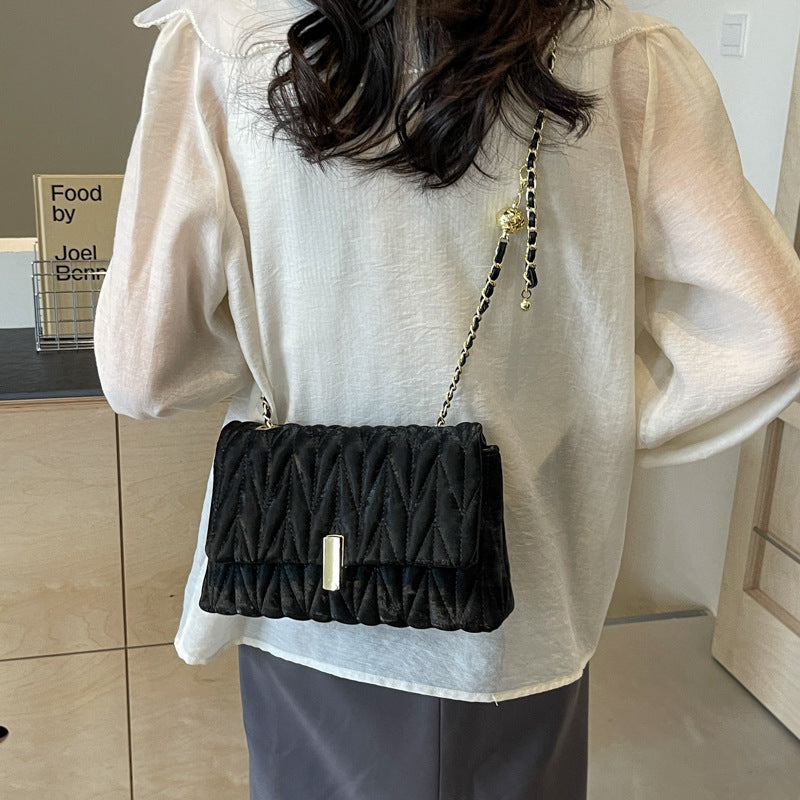 Quilted Chain-Strap Handbag Kalsten