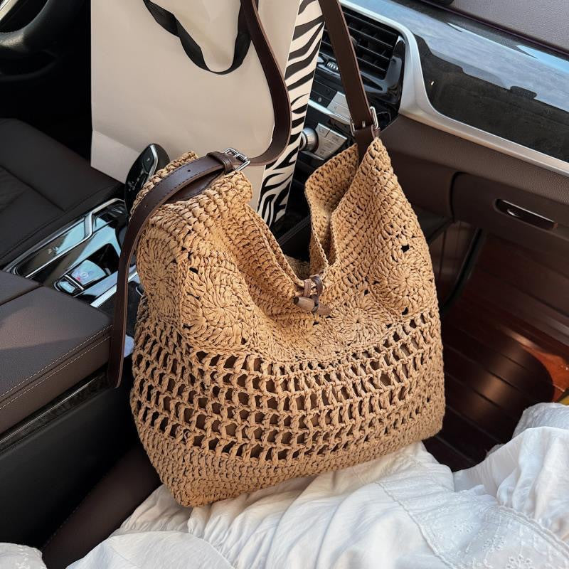 Braided summer handbag with practical leather handles Kalsten