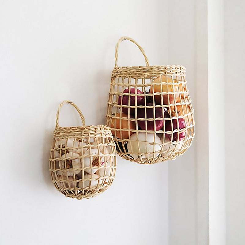 Handmade storage basket made of natural material Kalsten