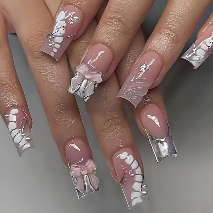 Acrylic nail set with elegant accents Kalsten