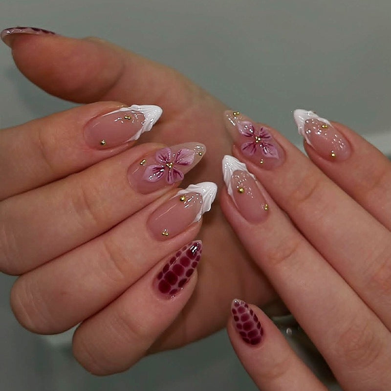 Art nail set with luxurious floral 3D decorations Kalsten
