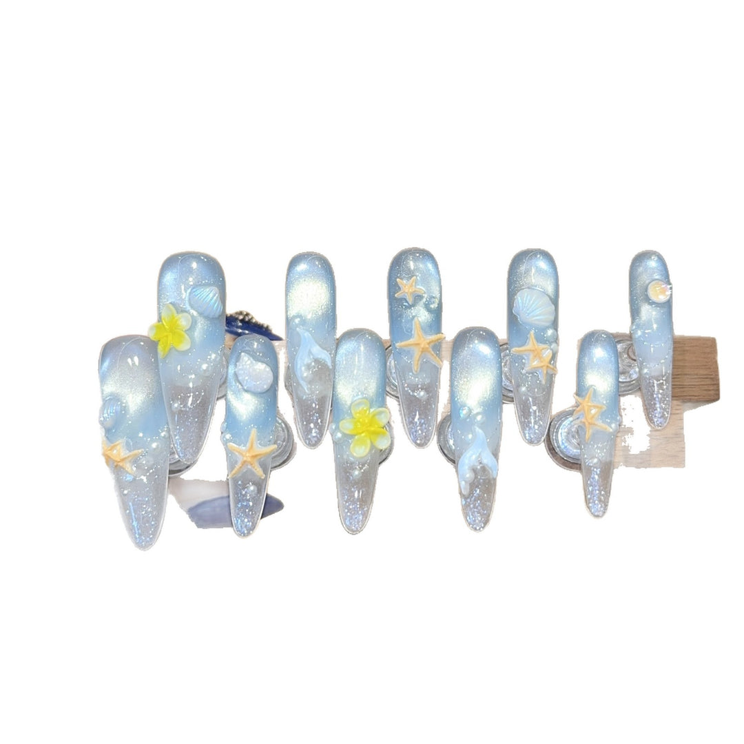 Creative Nail Tips with Maritime Motifs Kalsten