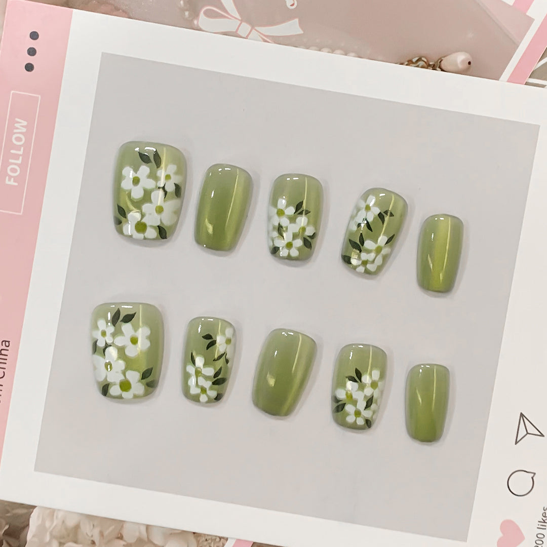 Artificial nails with floral patterns Kalsten