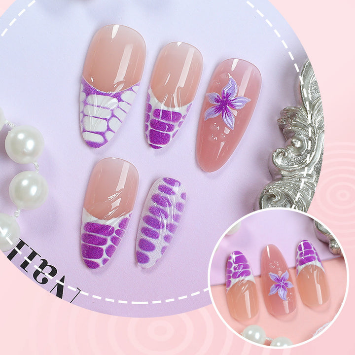 Artful nail tips in modern floral design Kalsten