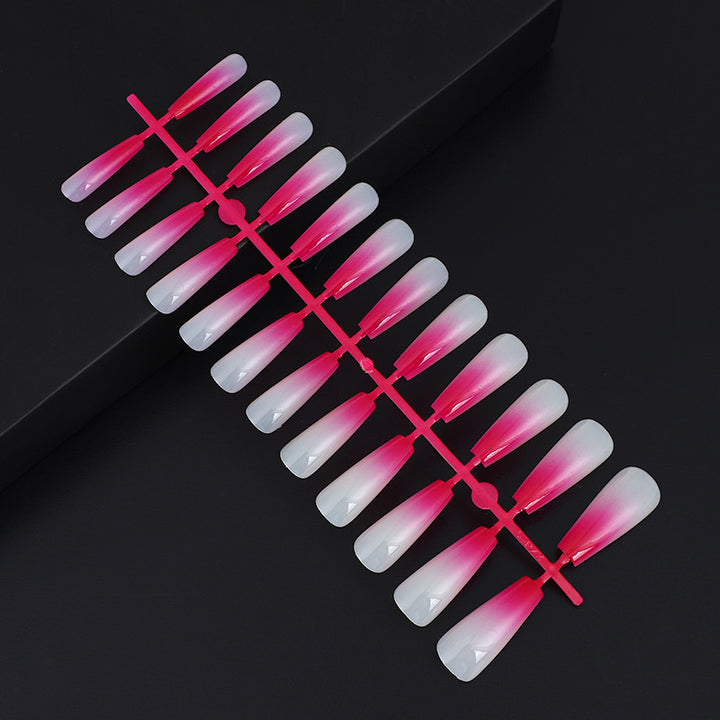 Artificial nails in elegant ombre design Kalsten