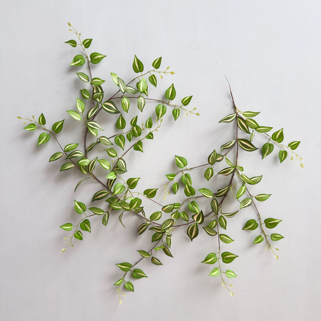 Lifelike Artificial Plant
