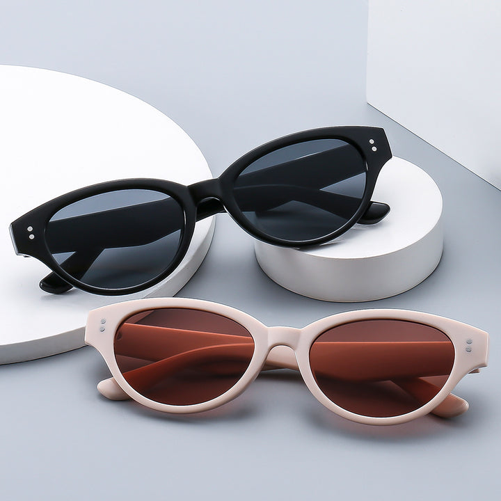 Retro-Inspired Luxurious Cat-Eye Sunglasses Kalsten
