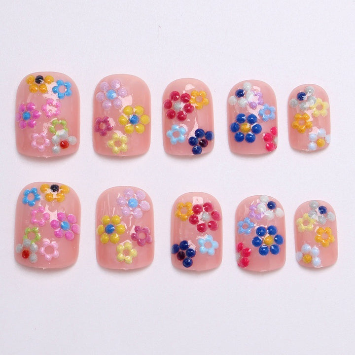Artistic Nail Art Kalsten