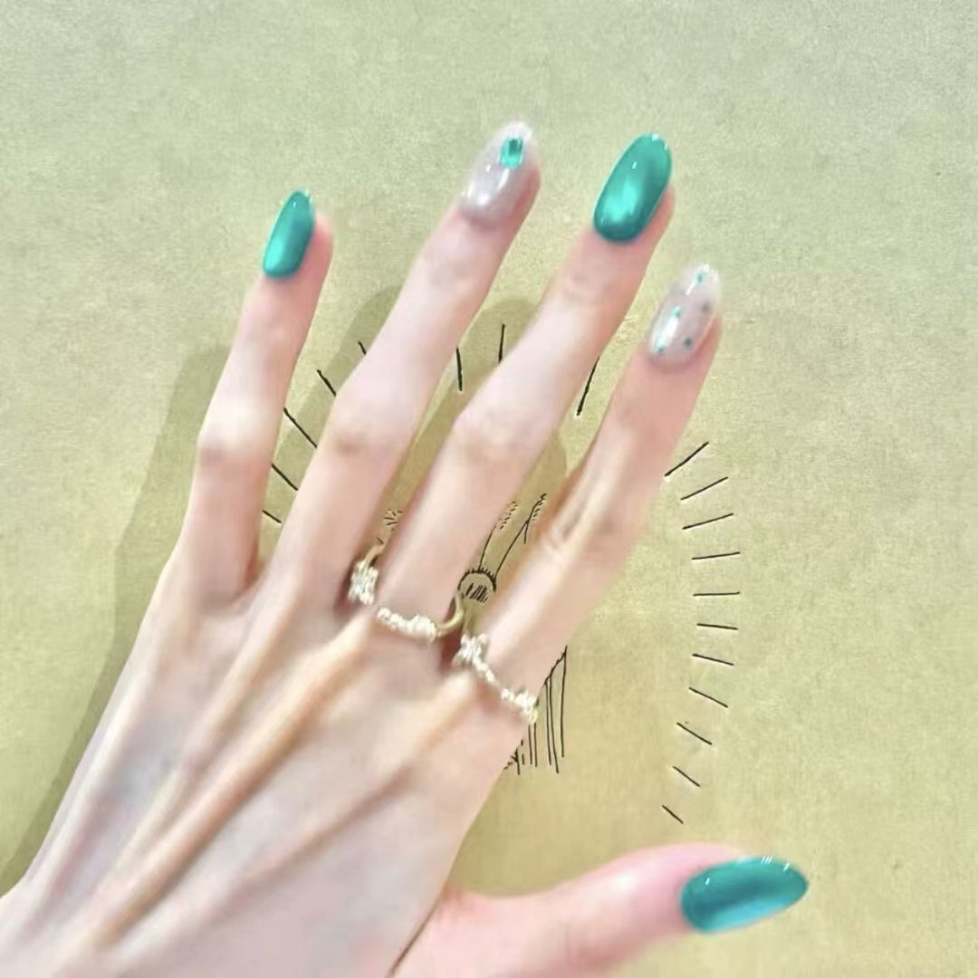 Stylish Press-On Nail Art Set Kalsten