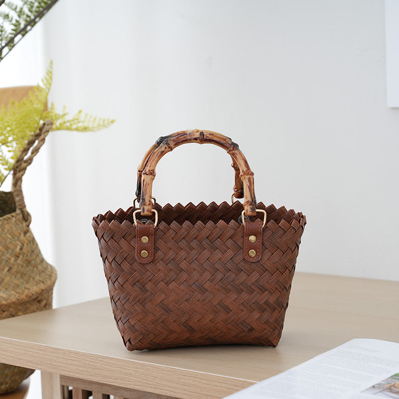 Handbag Made of Woven Bast Kalsten