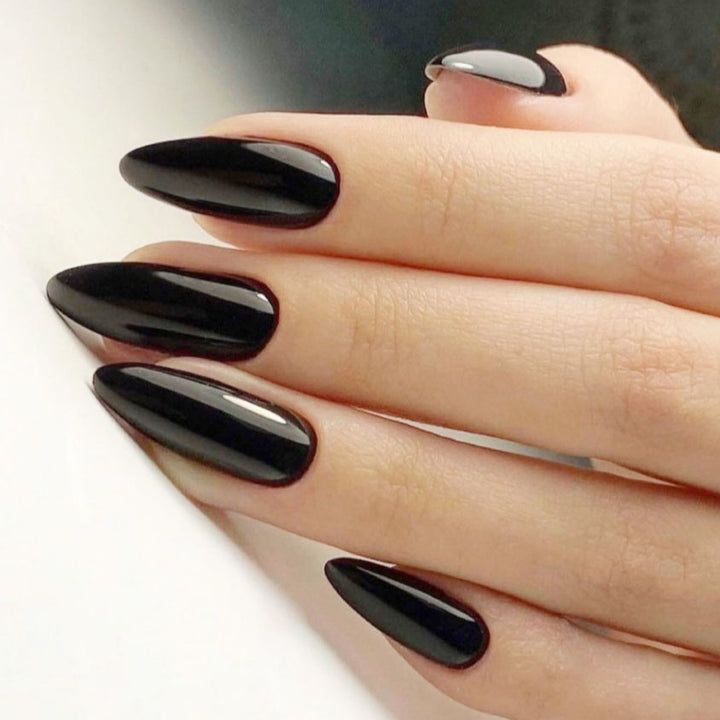 Press-On Almond-Shaped Nail Tips Kalsten