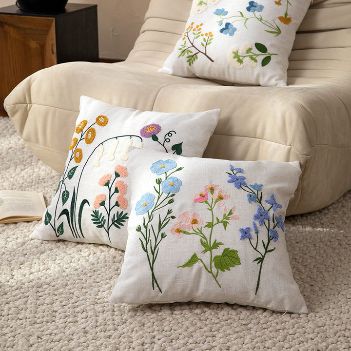Decorative cushion cover linen look with hand-embroidered wildflowers and concealed zipper Kalsten