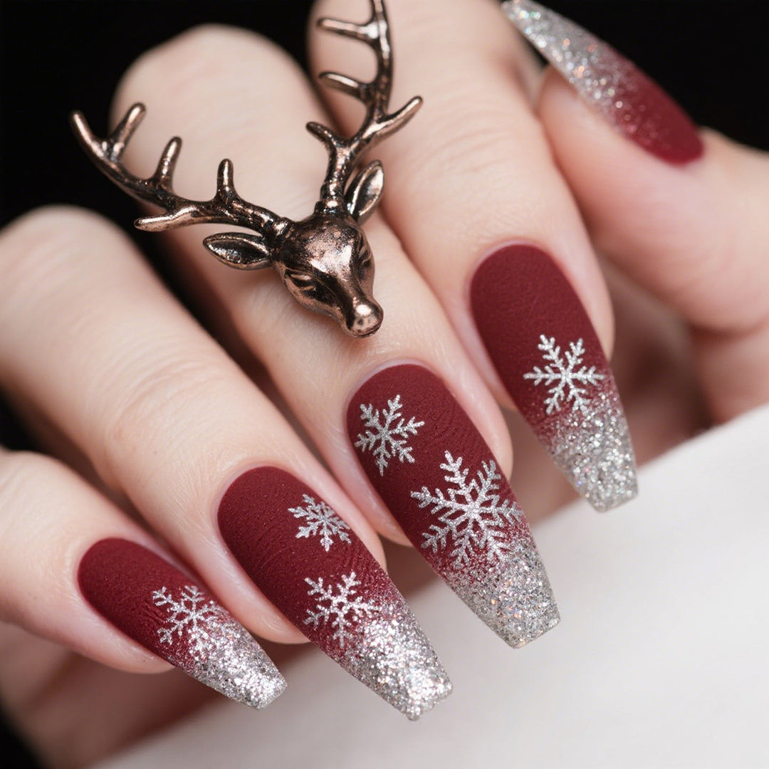 Artificial Nails in Festive Winter Design Kalsten
