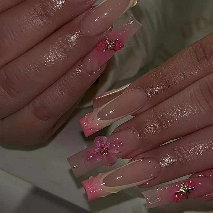 Floral Accent Nail Art Extensions Kalsten