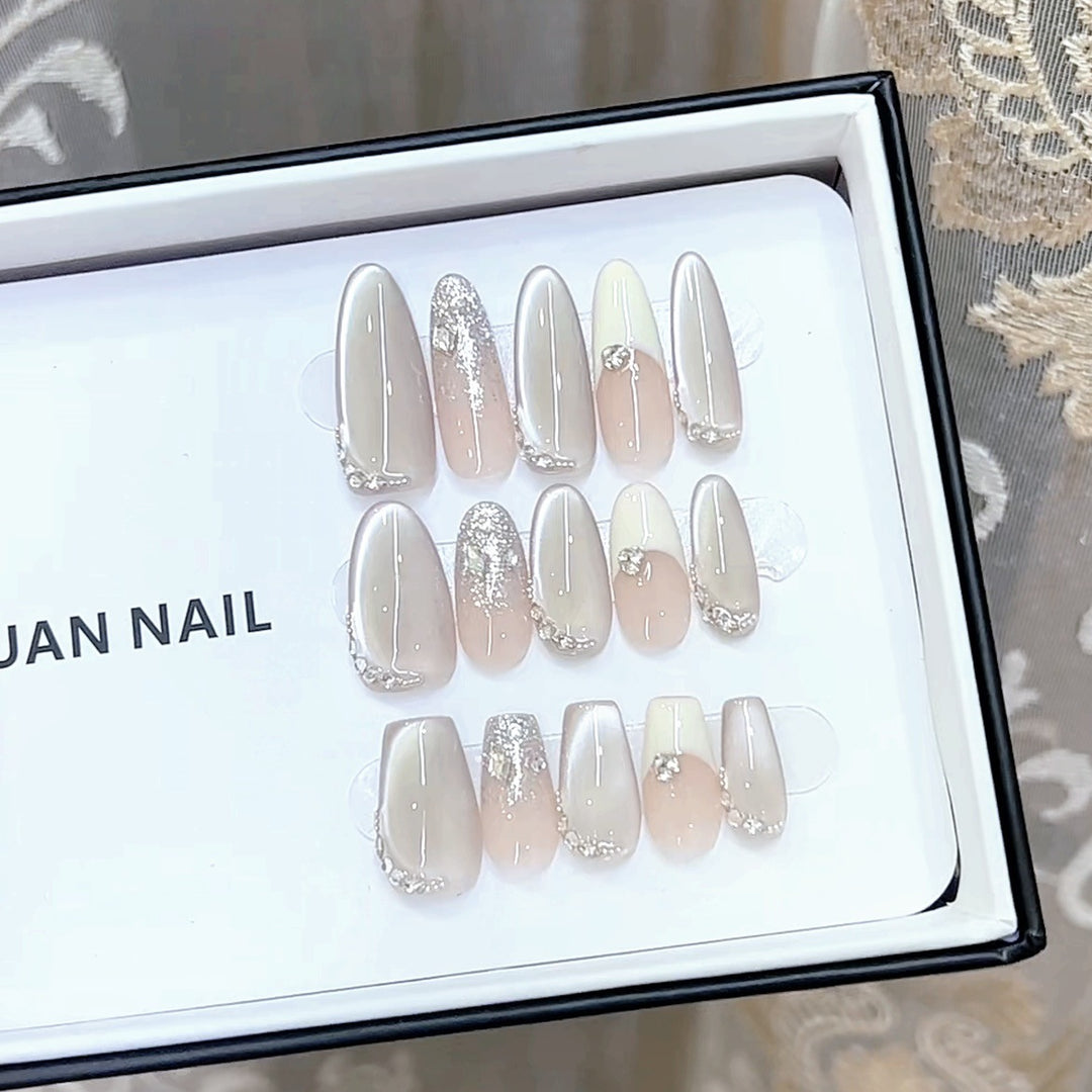 Elegant Press-On Nail Collection Kalsten