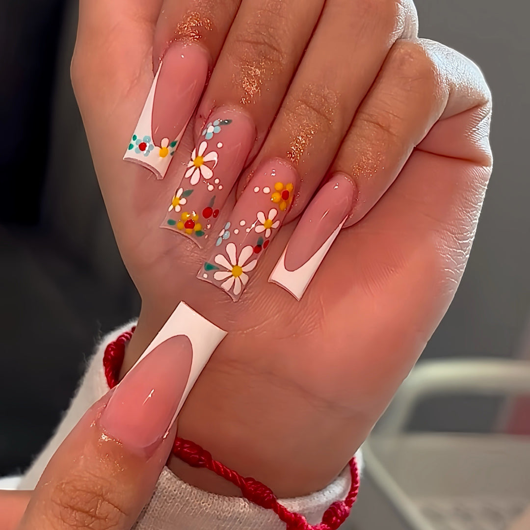 Floral Design Press-On Nail Art Kalsten