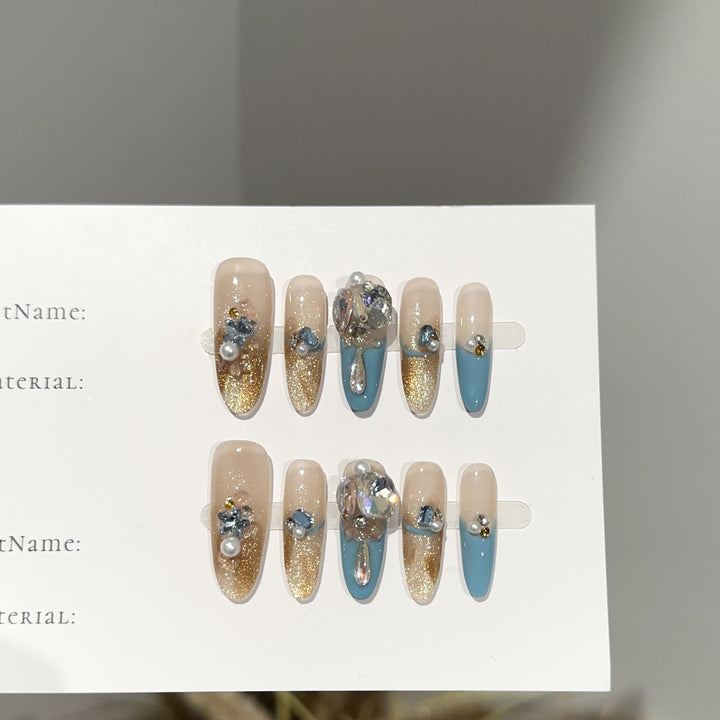 Glamorous Decorative Press-On Nail Set