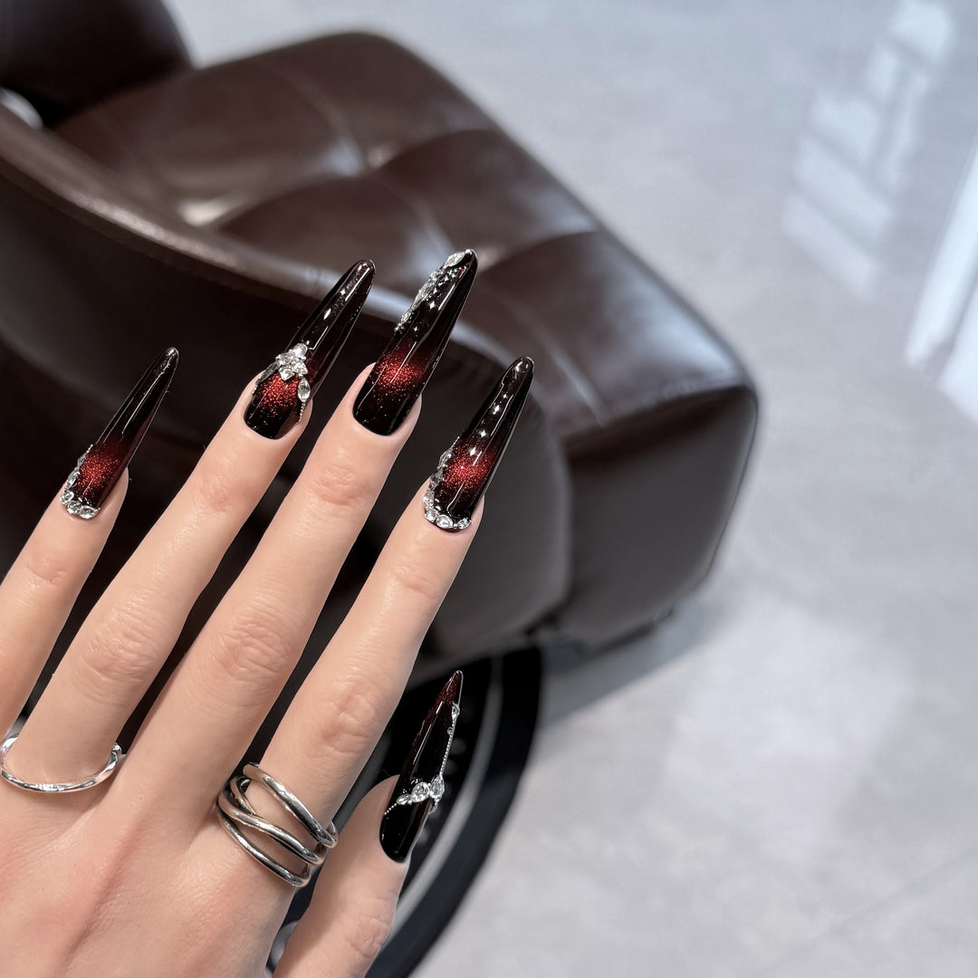Glamorous Press-On Nails Kalsten