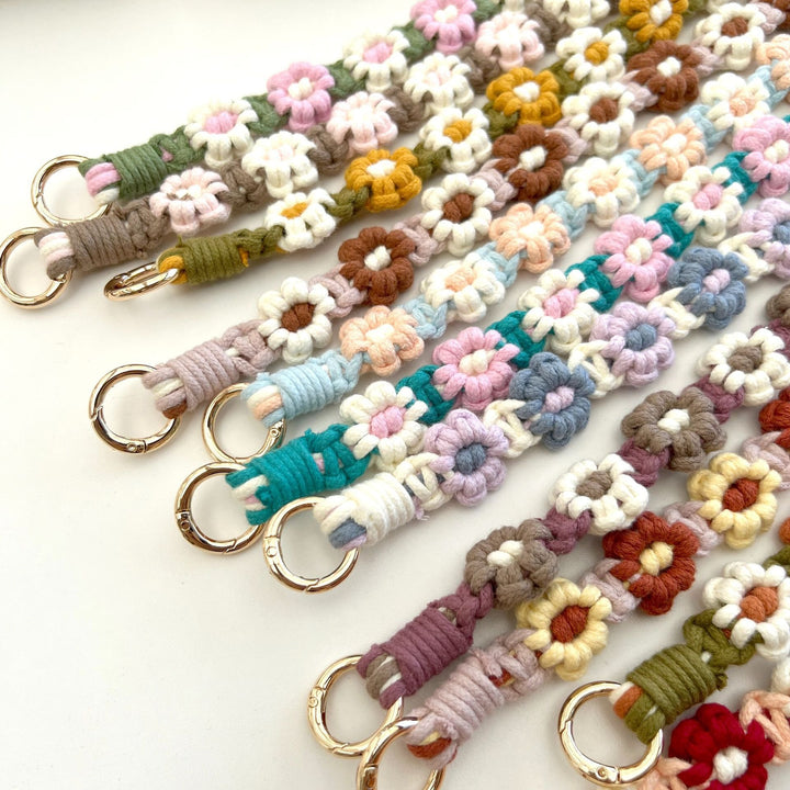 Flower Patterned Keychain Holder Kalsten