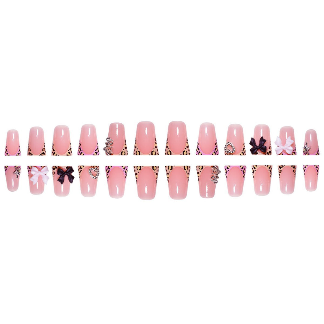 Decorative Thematic Press-On Nail Set Kalsten