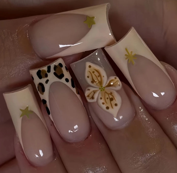 Artistic 3D Floral Nail Art Extensions Kalsten