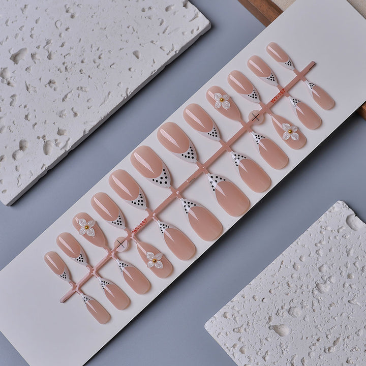 Elegant Floral-Embellished Press-On Nails Kalsten