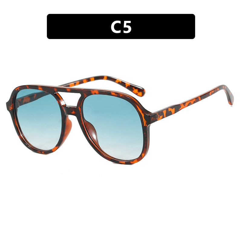 Women's sunglasses with elegant tortoise pattern and UV protection Kalsten