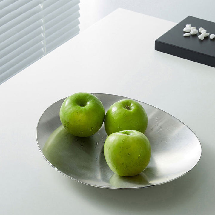Elegant Dish-shaped Centerpiece