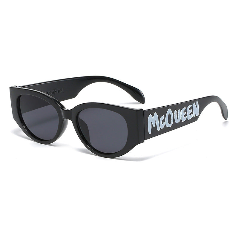 Fashionable Cat-Eye Sunglasses